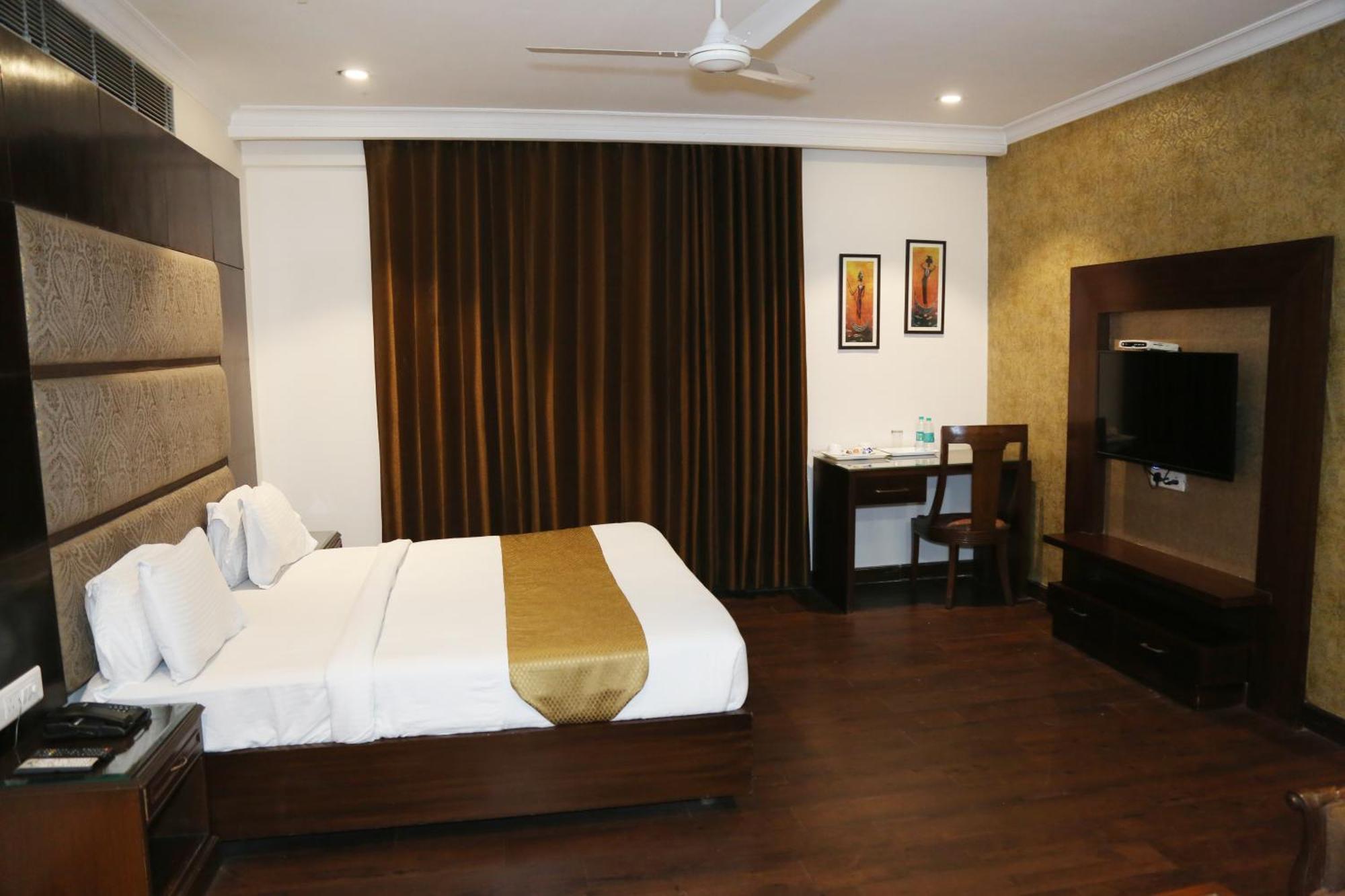 Hotel Imperial Executive Λουντιάνα Εξωτερικό φωτογραφία