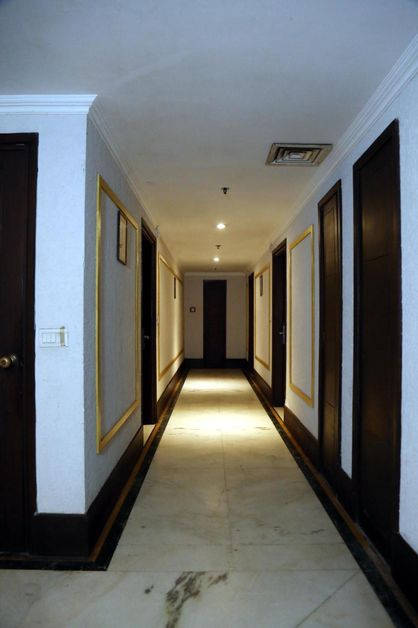 Hotel Imperial Executive Λουντιάνα Εξωτερικό φωτογραφία